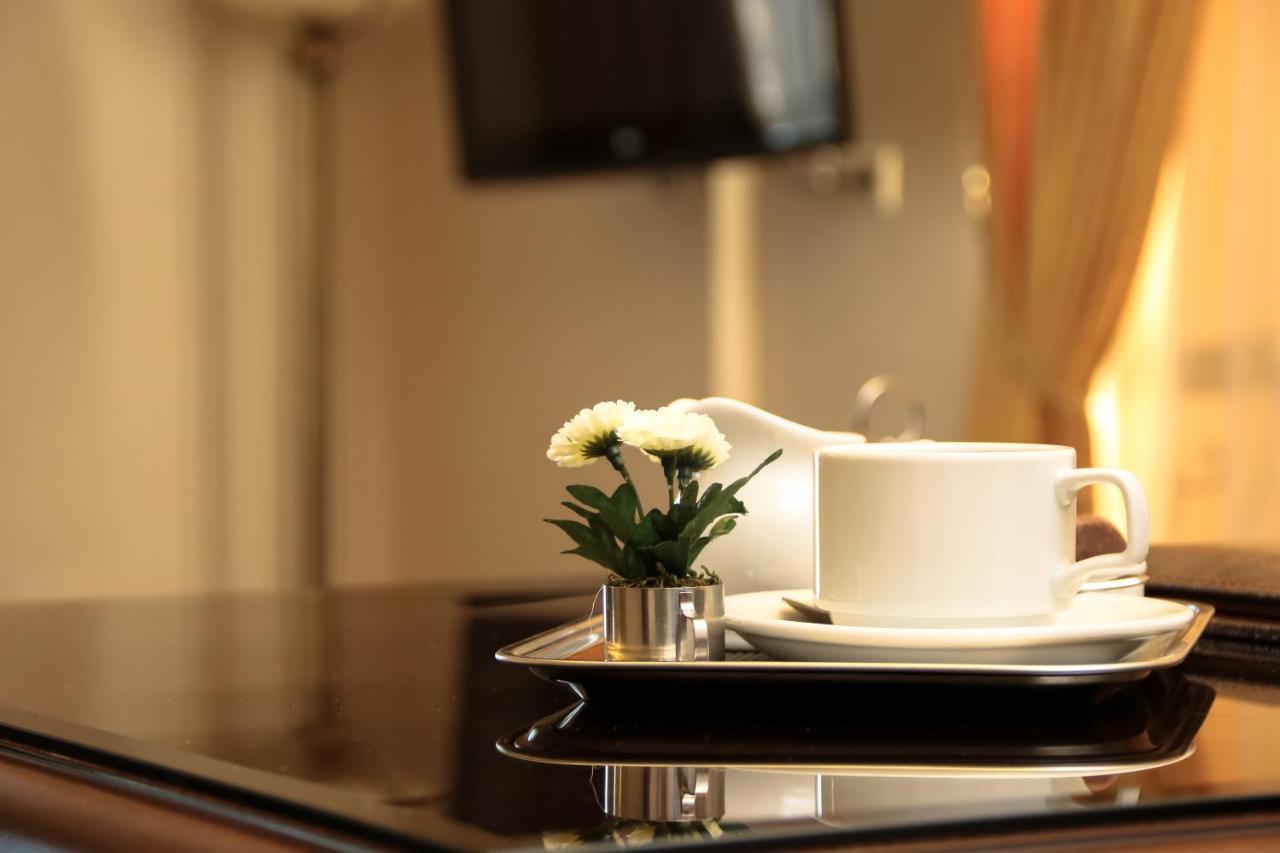 Hotel Monec Ankara Buitenkant foto