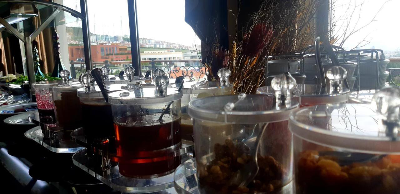 Hotel Monec Ankara Buitenkant foto
